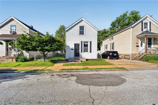 4172 Concordia Avenue, St Louis, MO 63116