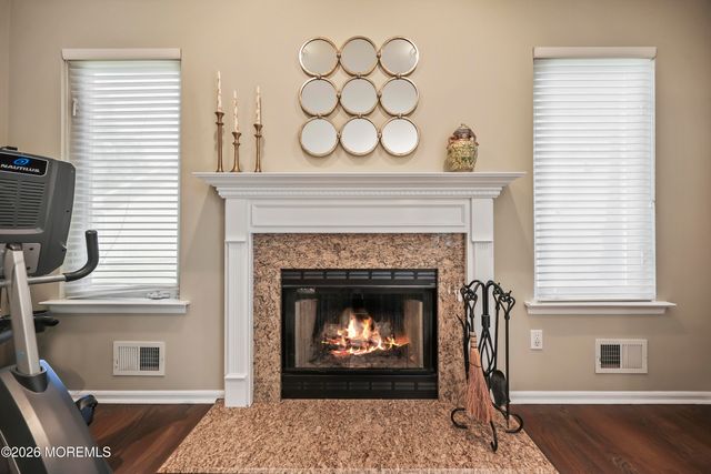 19 Vail Valley Drive, Manalapan, NJ 07726