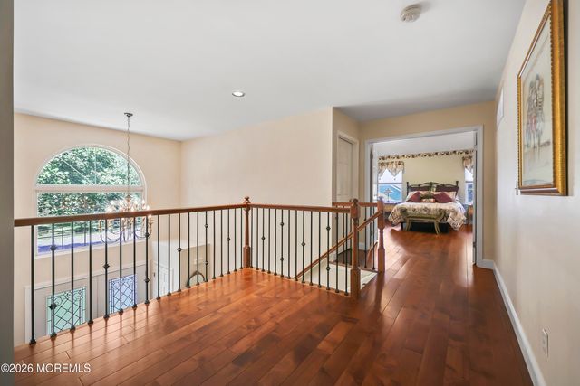 19 Vail Valley Drive, Manalapan, NJ 07726