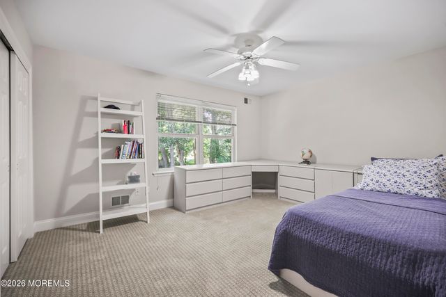 19 Vail Valley Drive, Manalapan, NJ 07726