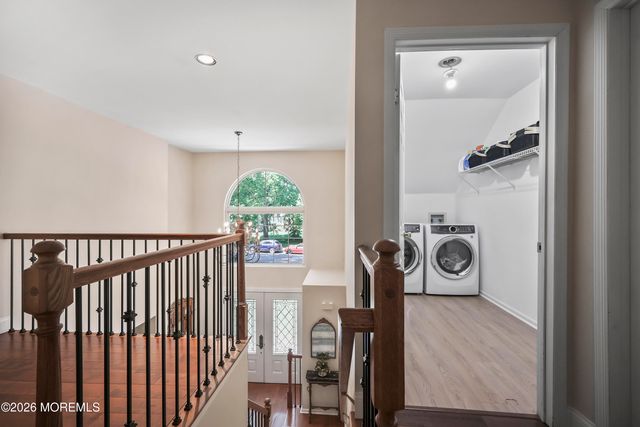 19 Vail Valley Drive, Manalapan, NJ 07726