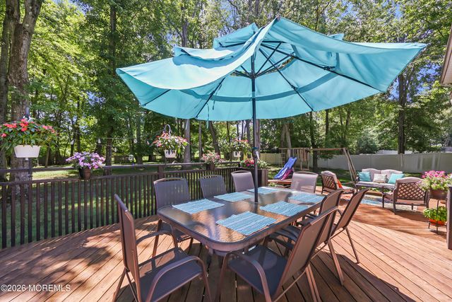 19 Vail Valley Drive, Manalapan, NJ 07726