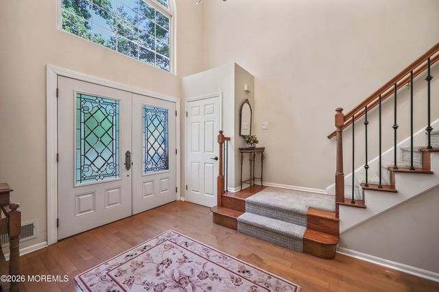 19 Vail Valley Drive, Manalapan, NJ 07726