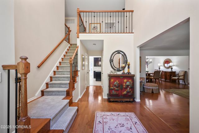 19 Vail Valley Drive, Manalapan, NJ 07726