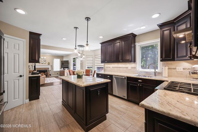 19 Vail Valley Drive, Manalapan, NJ 07726