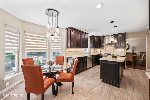 19 Vail Valley Drive, Manalapan, NJ 07726