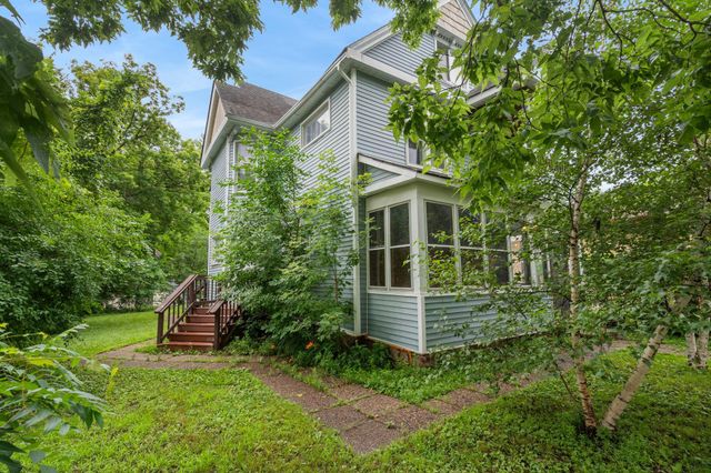 1523 22nd Avenue N, Minneapolis, MN 55411