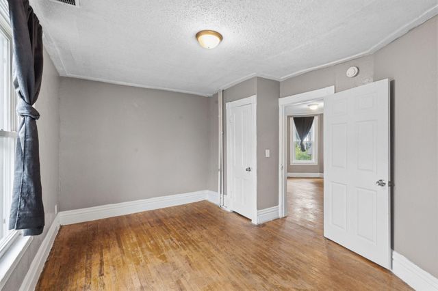 1523 22nd Avenue N, Minneapolis, MN 55411