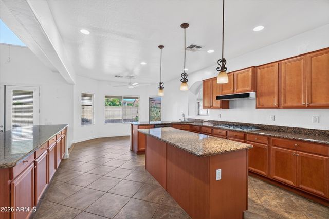11320 E SPAULDING Avenue, Mesa, AZ 85212