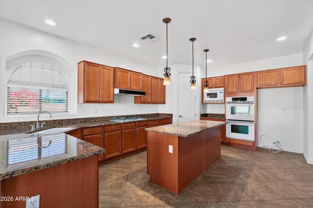 11320 E SPAULDING Avenue, Mesa, AZ 85212