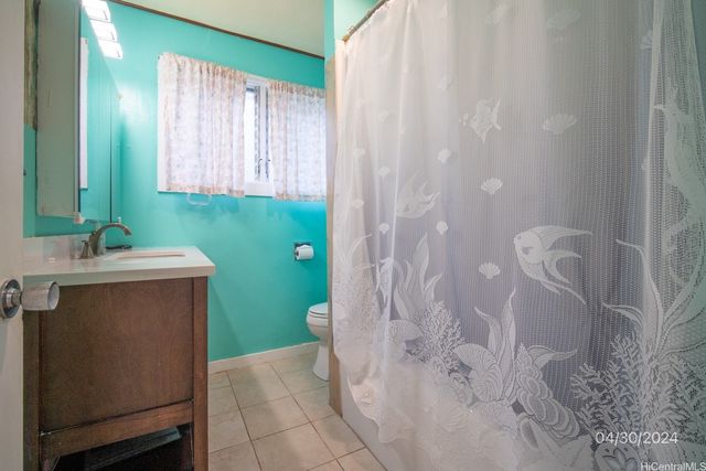 1483 Mahiole Street B, Honolulu, HI 96819