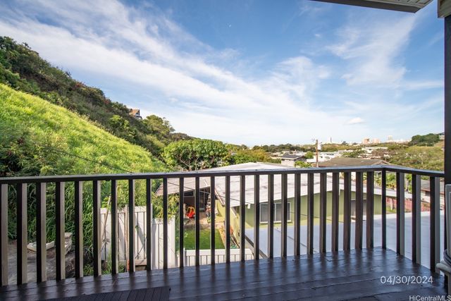 1483 Mahiole Street B, Honolulu, HI 96819