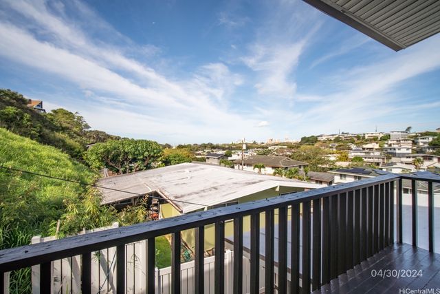 1483 Mahiole Street B, Honolulu, HI 96819