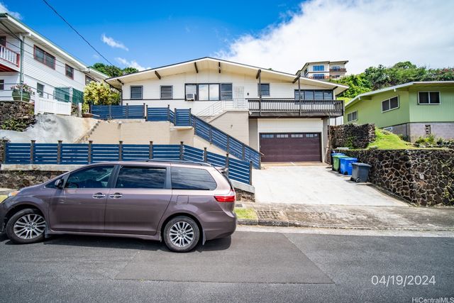 1483 Mahiole Street B, Honolulu, HI 96819