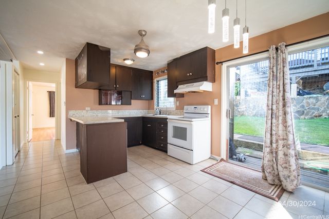 1483 Mahiole Street B, Honolulu, HI 96819