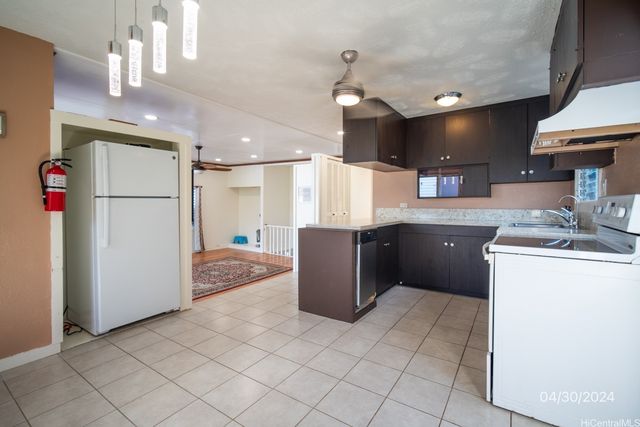 1483 Mahiole Street B, Honolulu, HI 96819