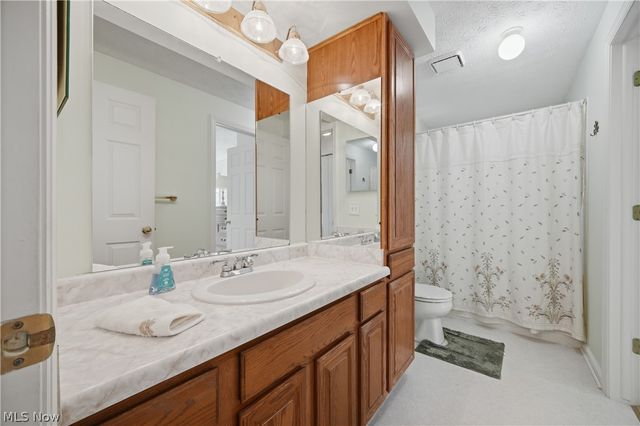 115 Denham Circle NE, Canton, OH 44721