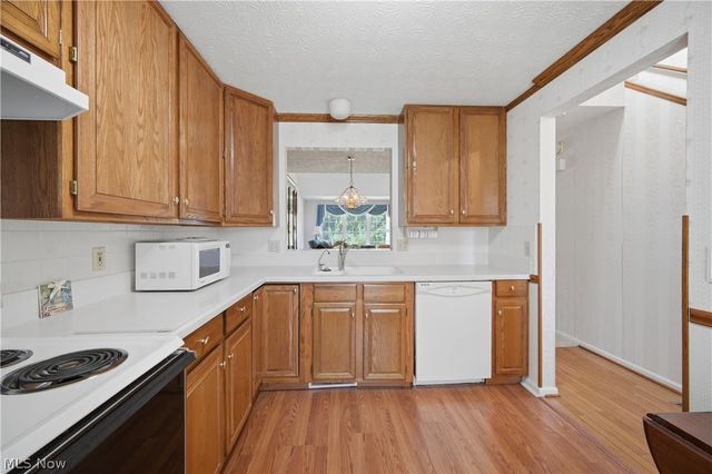 115 Denham Circle NE, Canton, OH 44721