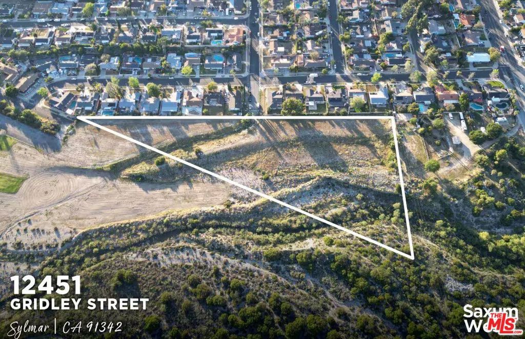 12451 Gridley Avenue, Sylmar, CA 91342 — exterior