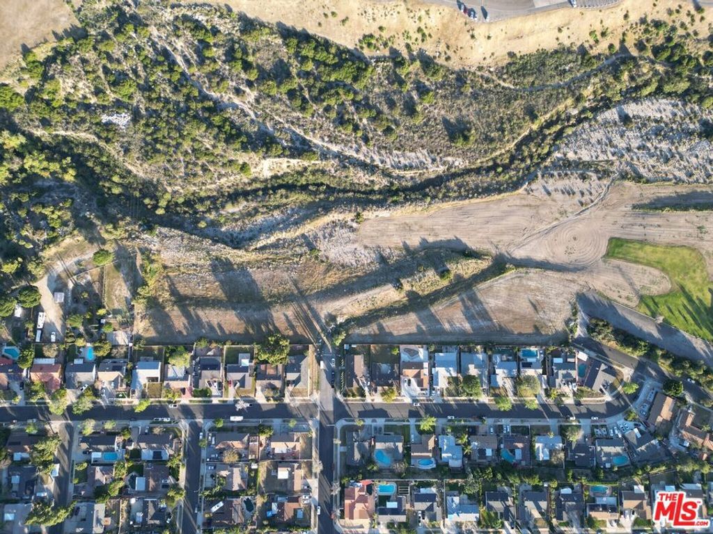 12451 Gridley Avenue, Sylmar, CA 91342 — photo 4