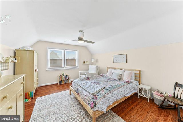 208 2ND AVE, Broomall, PA 19008