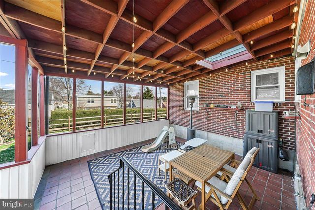 208 2ND AVE, Broomall, PA 19008