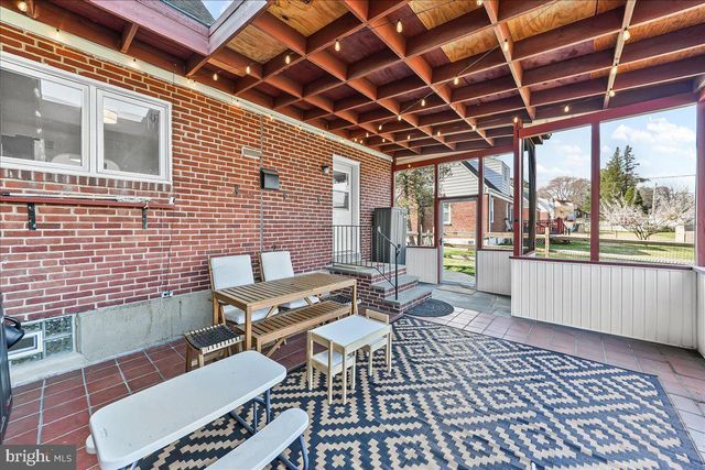 208 2ND AVE, Broomall, PA 19008