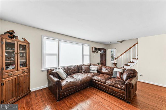 208 2ND AVE, Broomall, PA 19008
