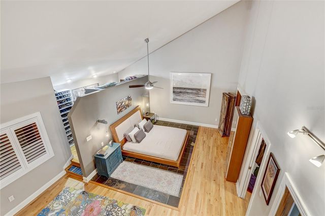 7500 N OLA AVENUE, Tampa, FL 33604