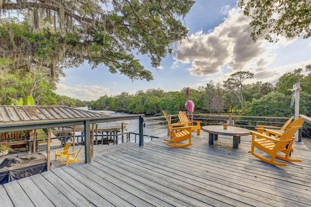 7500 N OLA AVENUE, Tampa, FL 33604