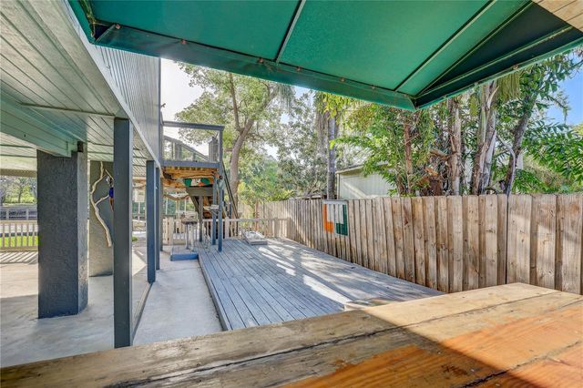 7500 N OLA AVENUE, Tampa, FL 33604