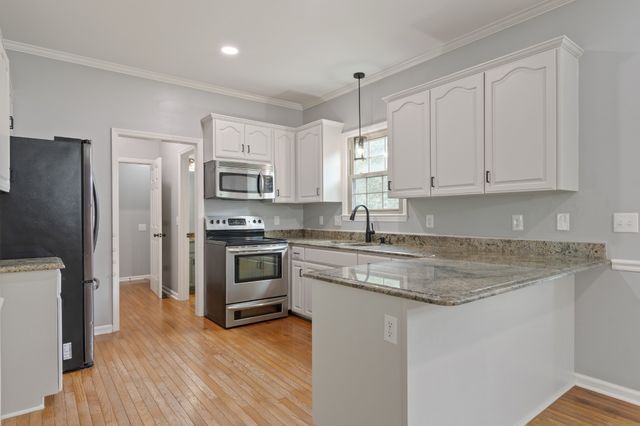 2100 Woodwind Pt, Mount Juliet, TN 37122