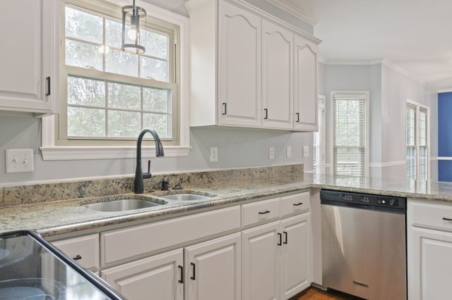 2100 Woodwind Pt, Mount Juliet, TN 37122