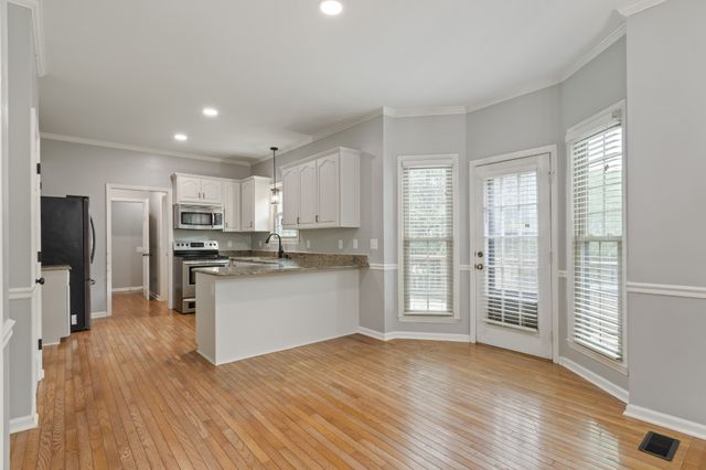2100 Woodwind Pt, Mount Juliet, TN 37122
