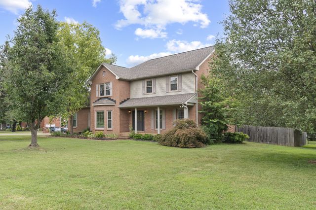 2100 Woodwind Pt, Mount Juliet, TN 37122