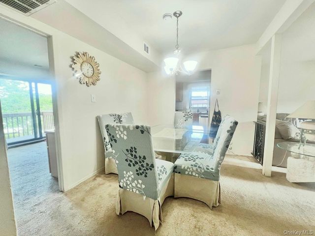 66 Bailey Court 66, Middle Island, NY 11953
