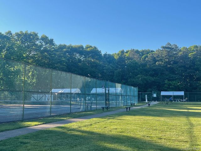 66 Bailey Court 66, Middle Island, NY 11953