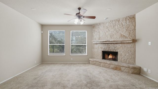 622 MAGDALENA LN, New Braunfels, TX 78132