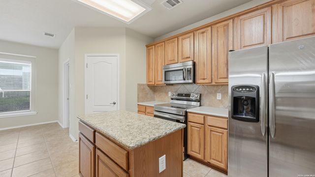 622 MAGDALENA LN, New Braunfels, TX 78132