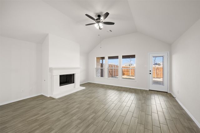 2825 Holstein Drive, Midlothian, TX 76065