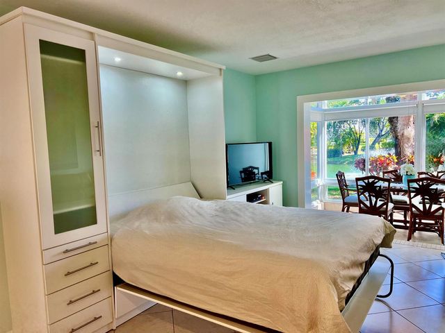 5151 W Oakland Park Boulevard 110, Lauderdale Lakes, FL 33313
