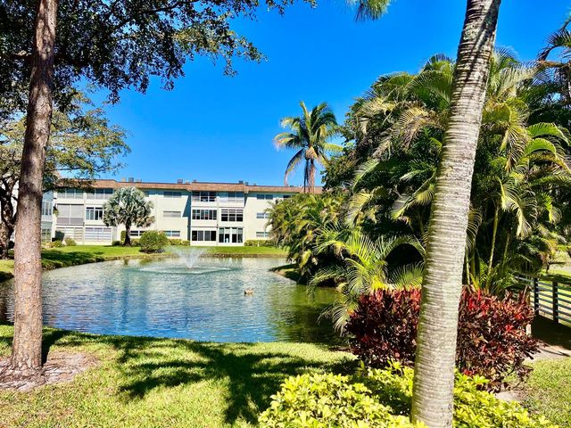 5151 W Oakland Park Boulevard 110, Lauderdale Lakes, FL 33313