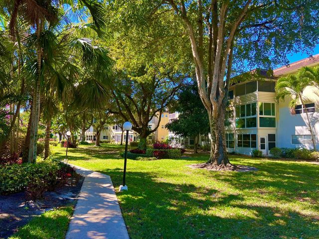 5151 W Oakland Park Boulevard 110, Lauderdale Lakes, FL 33313
