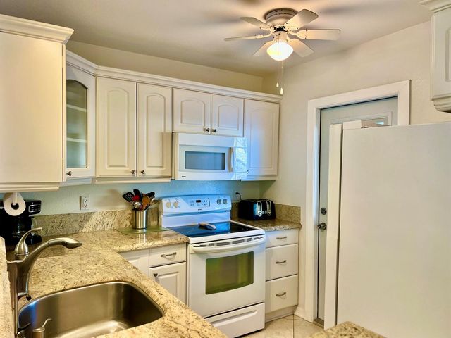 5151 W Oakland Park Boulevard 110, Lauderdale Lakes, FL 33313