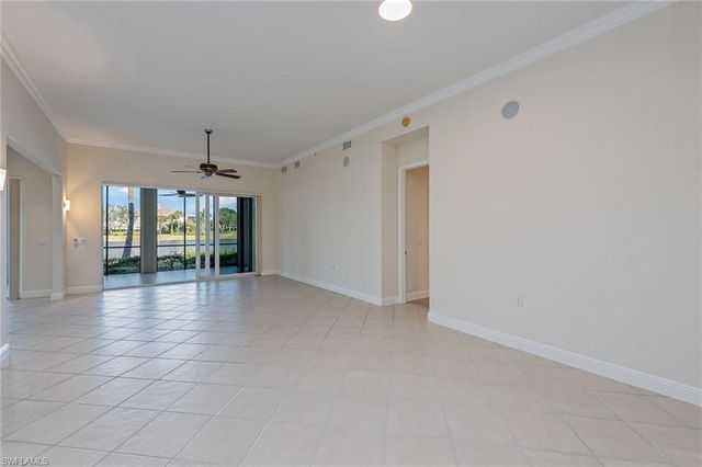 9235 Tesoro LN # 101, Naples, FL 34114