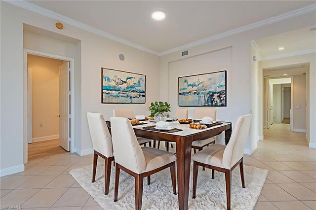 9235 Tesoro LN # 101, Naples, FL 34114