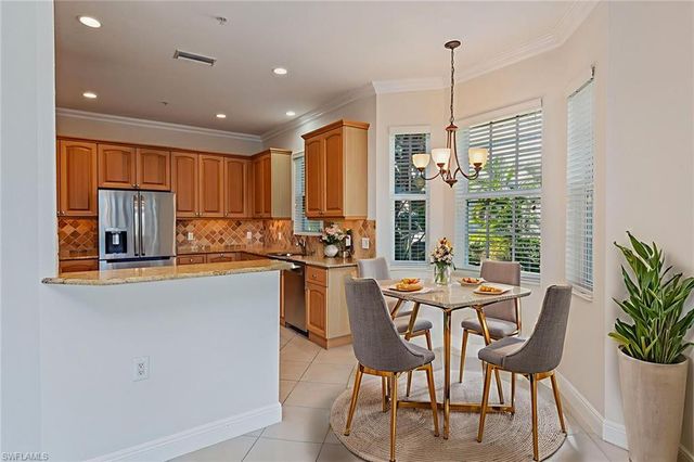 9235 Tesoro LN # 101, Naples, FL 34114