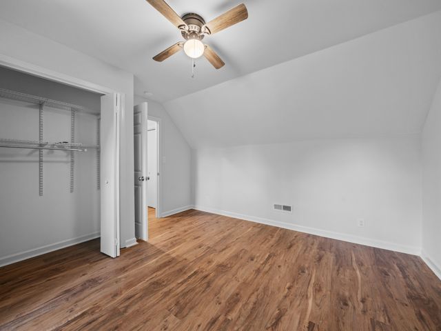 210 Mark Spitz Dr, Clarksville, TN 37042