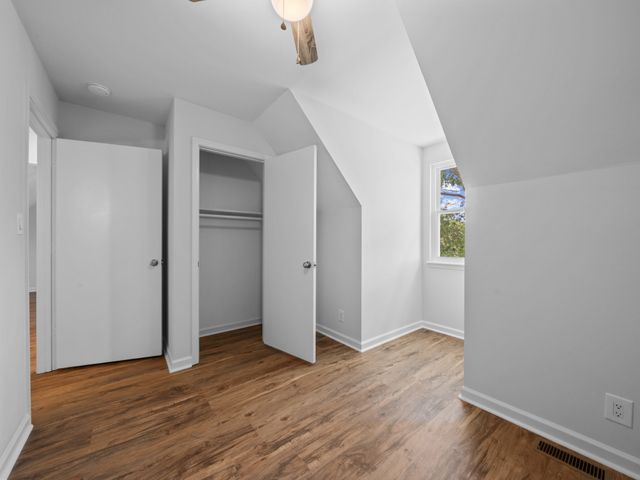 210 Mark Spitz Dr, Clarksville, TN 37042