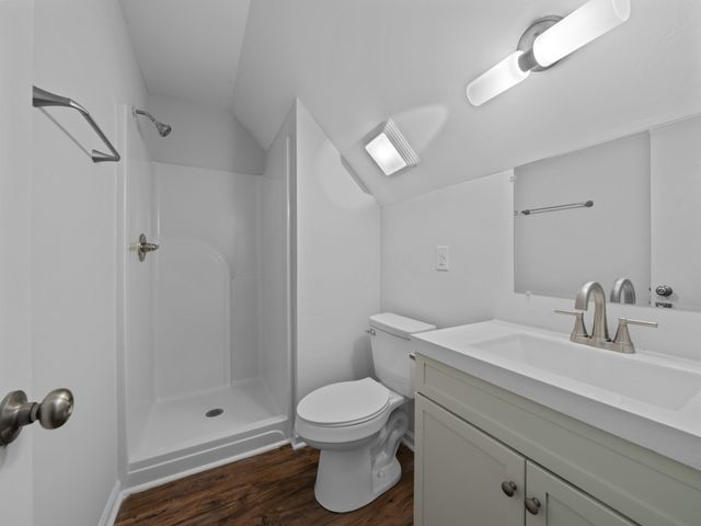 210 Mark Spitz Dr, Clarksville, TN 37042